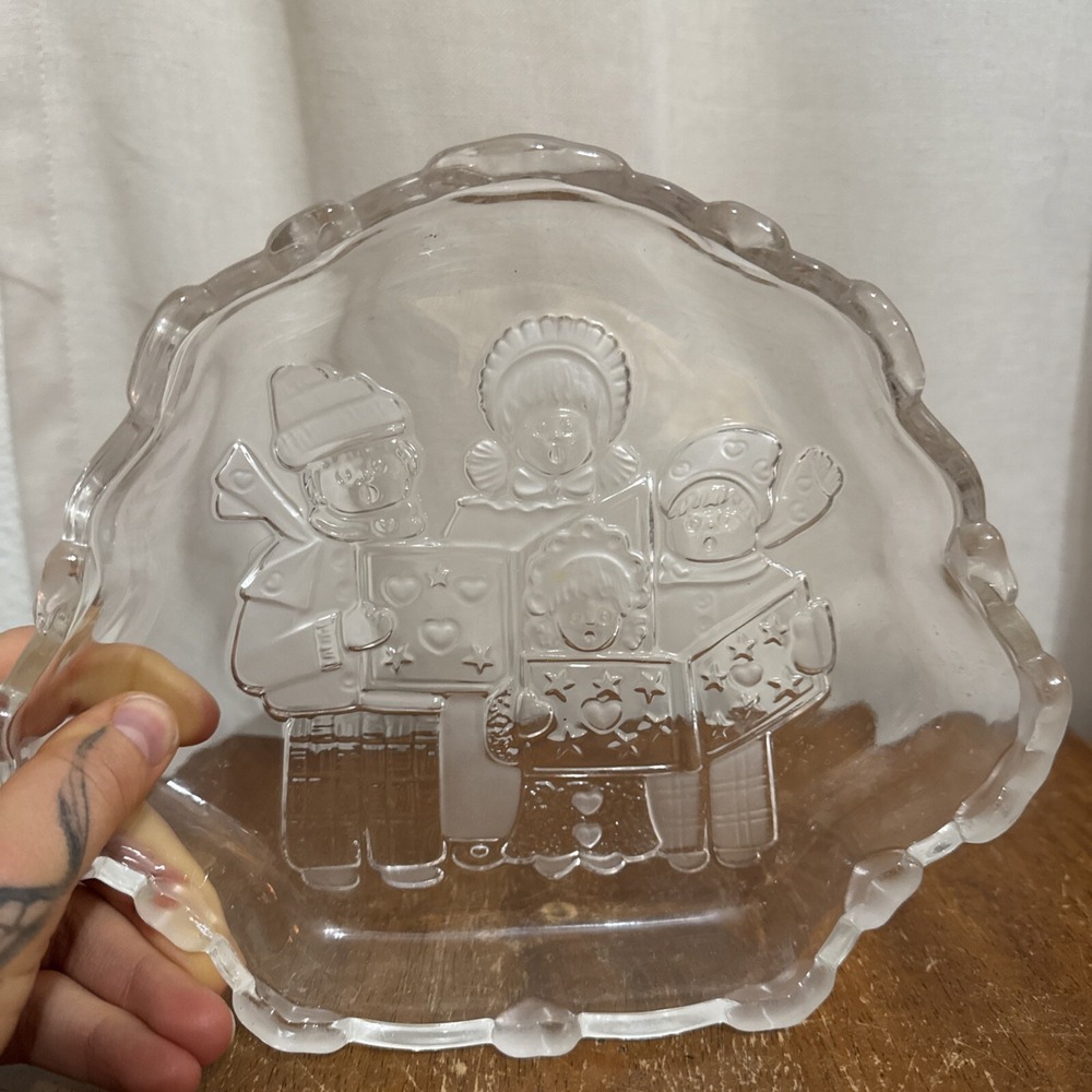 Vintage Mikasa Crystal Christmas Celebration Carolers Sweet Candy Dish‎ 8 1/4" - Picture 2 of 7